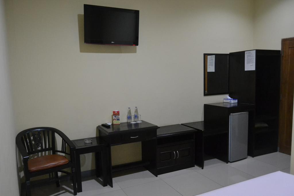 Hotel Khalista Purwakarta Quarto foto
